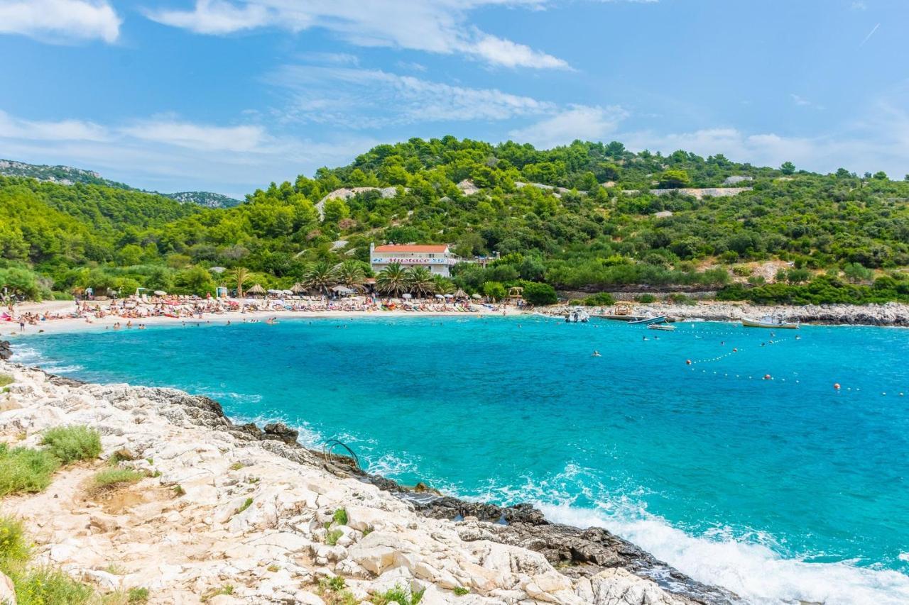 Camp Kopito Hotel Đảo Hvar Ngoại thất bức ảnh