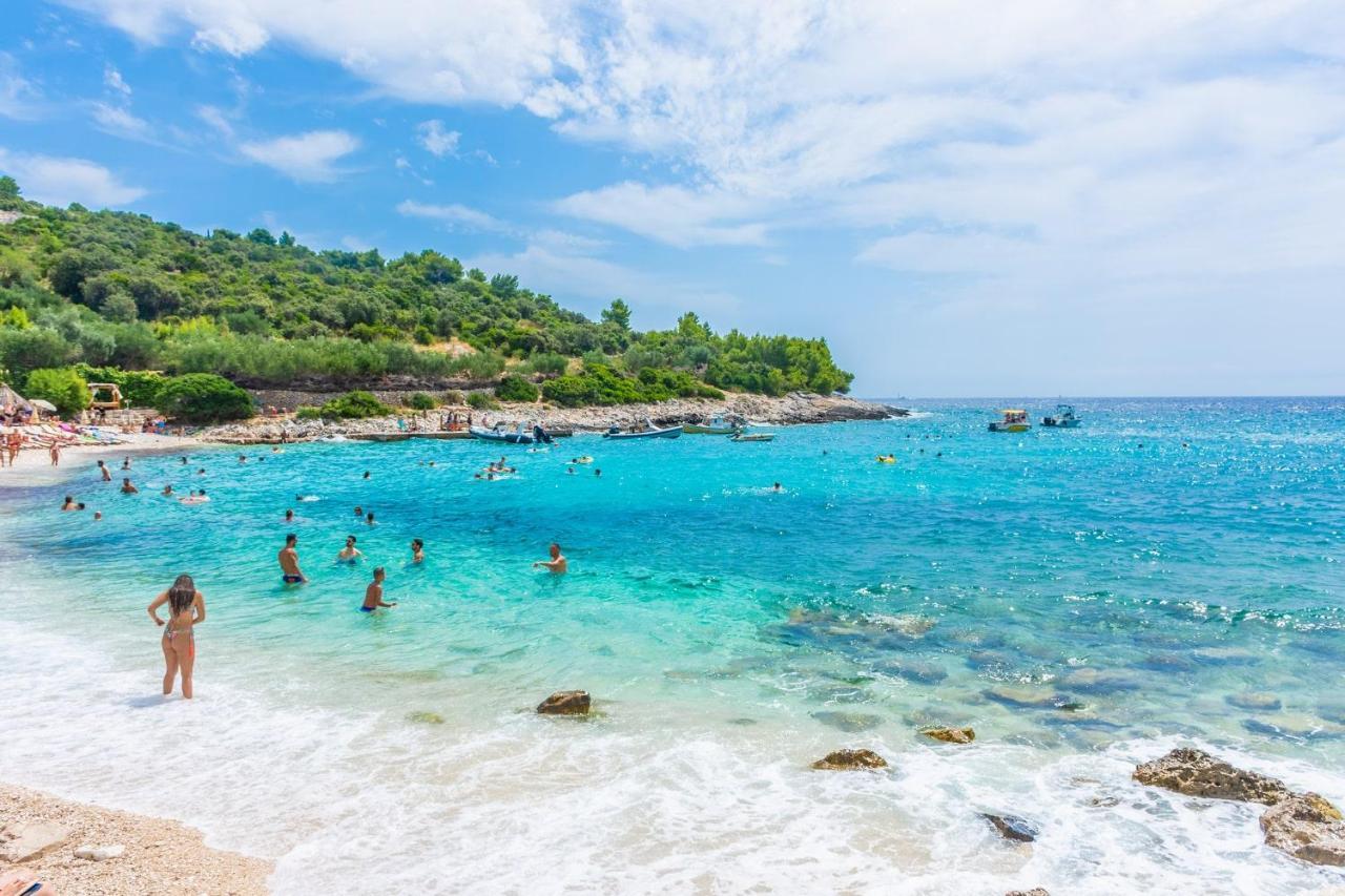Camp Kopito Hotel Đảo Hvar Ngoại thất bức ảnh