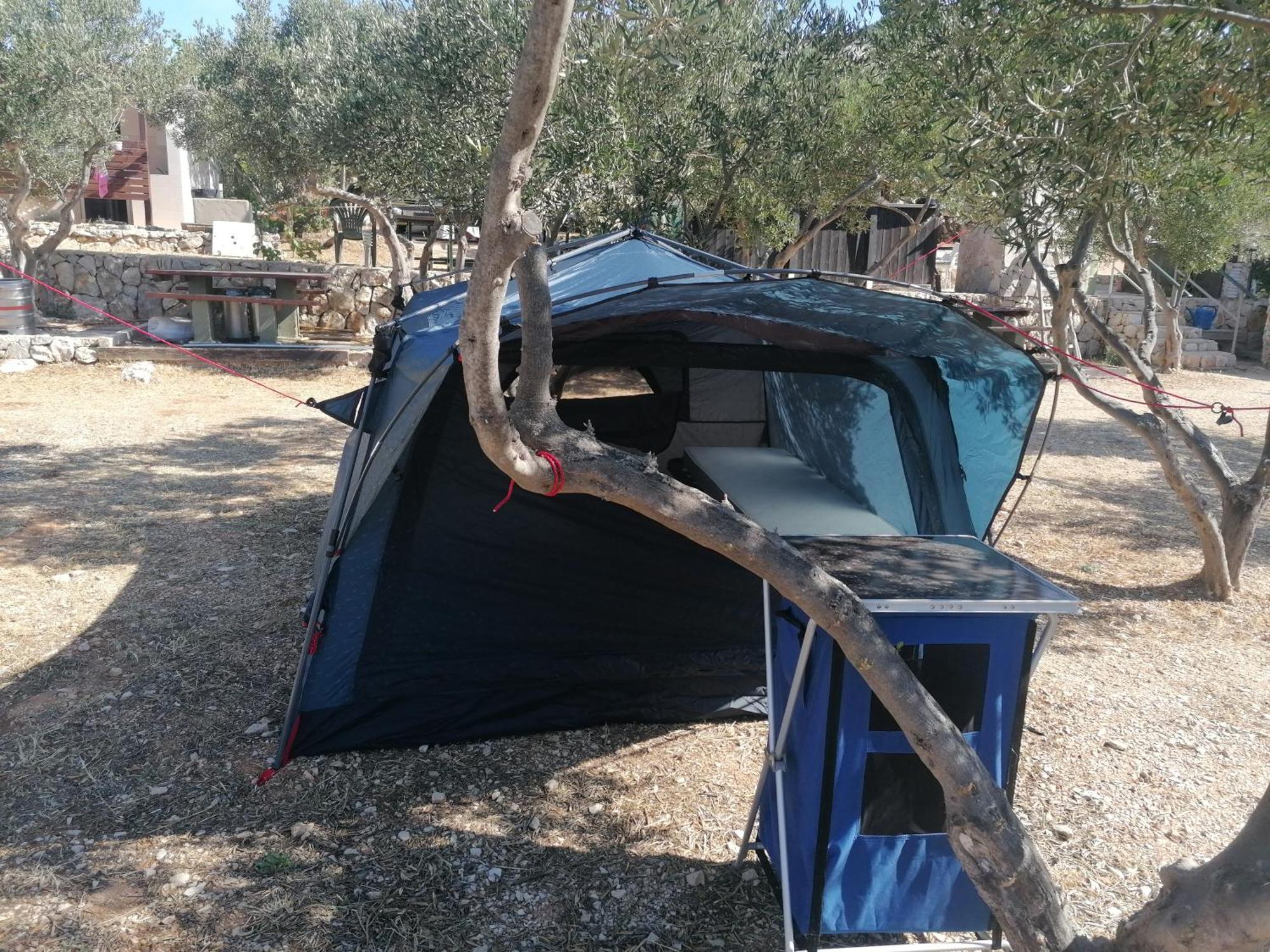 Camp Kopito Hotel Đảo Hvar Ngoại thất bức ảnh